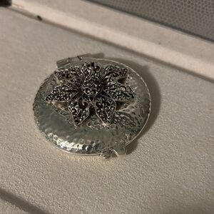 Vintage-Inspired Silver Floral Compact Mirror